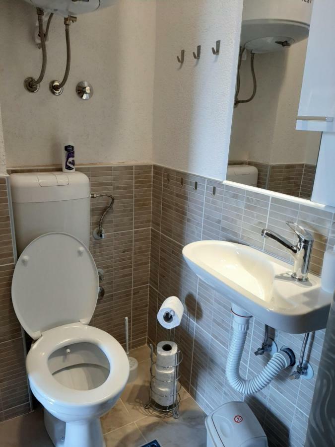 Guesthouse Hill サラエヴォ エクステリア 写真