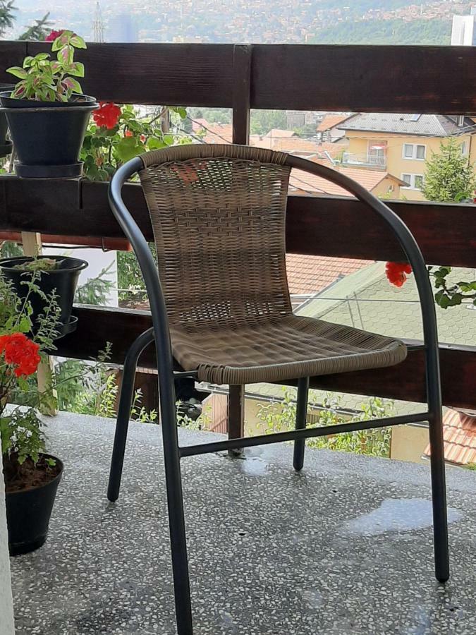 Guesthouse Hill サラエヴォ エクステリア 写真